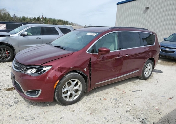 Chrysler Pacifica cena 46000 przebieg: 88074, rok produkcji 2017 z Niemodlin małe 79